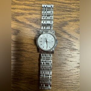Burberry Women’s Watch, Sliver, EUC